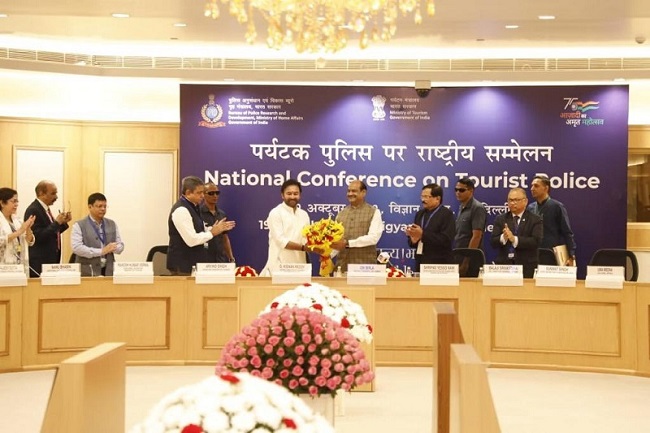 Lok Sabha Speaker Shri Om Birla addresses the National Conference on Tourist Police Scheme held in New Delhi on October 19